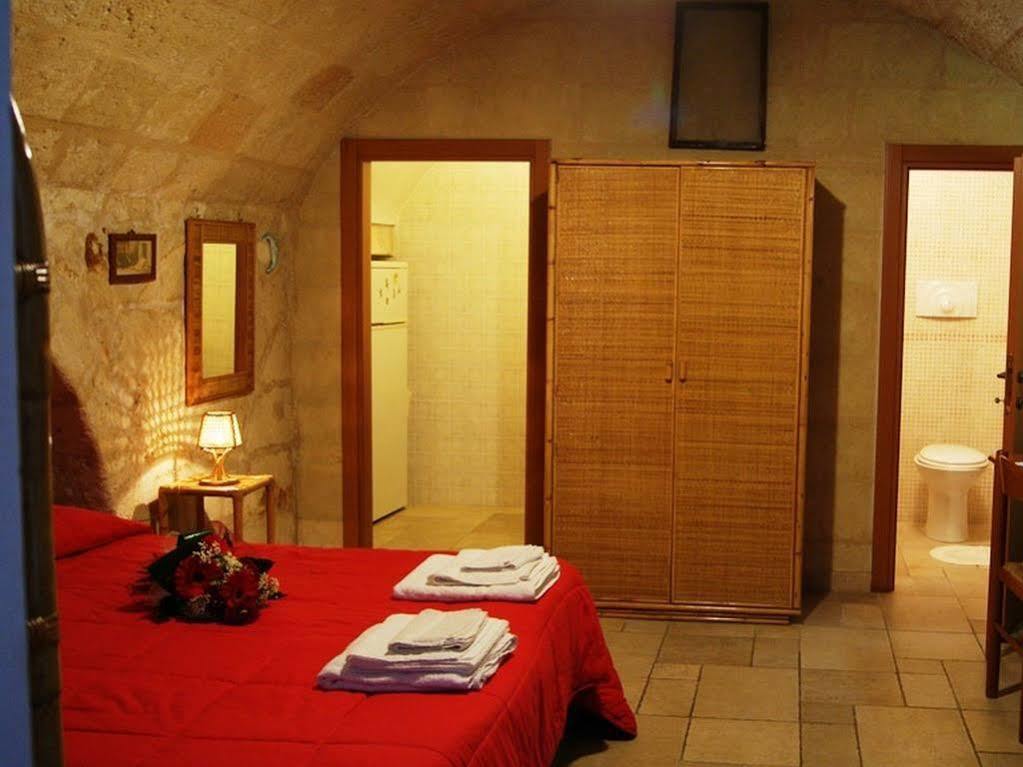 Borgo San Martino Hotel Bra Eksteriør billede